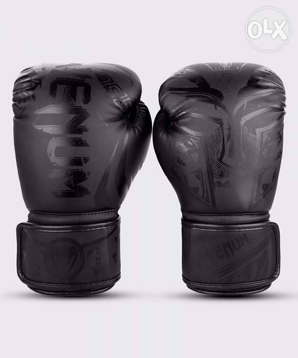 Venum Boxing Gloves Elite Black Gold Martial Arts Equipment 2