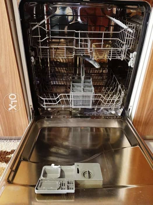 Midea dishwasher 1