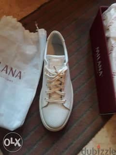 sport shoes brand new imported from italy size 43
