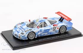 Nissan R 390 GT1 diecast car model 1:43.