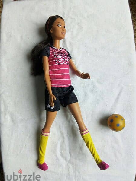 BARBIE SOCCER PLAYER - I CAN BE brunette great doll +complete wear=17$ 3