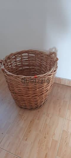 Basket height 17cm and width 48cm. سلًة