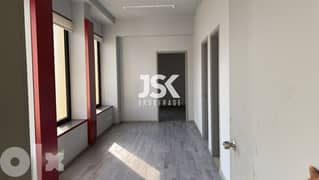 L10517-Nice Office For Rent in Downtown Near Beirut Souks