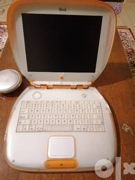 very old, ibook clamshell G3 2