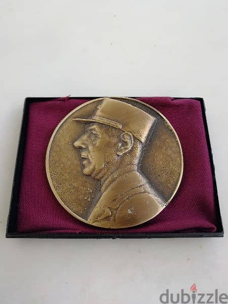 ميدالية جنرال دو غول antique 3