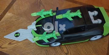Ben 10 Ultimate Alien Mark 10 toy car