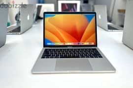 Macbook pro 2019 Core i7 16gb Ram touch bar