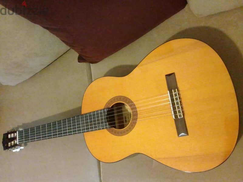 Guitar Yamaha 0