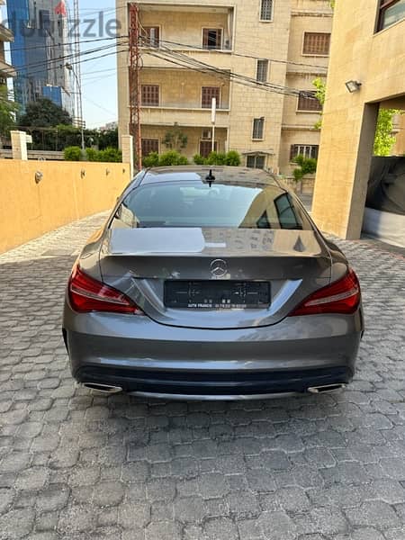 Mercedes CLA 250 AMG-line 4matic 2017 gray on black (CLEAN CARFAX) 4