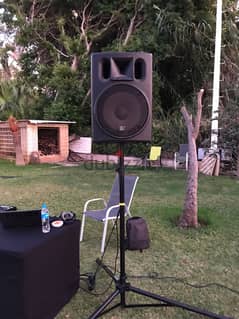 Speakers Beta 3 Pair (U15a) for rent