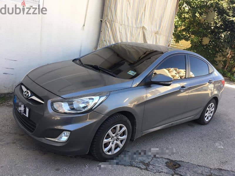 hyundai accent for sale 4