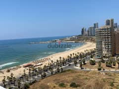 Spacious Sea view Apartment in Ramlet el Baida for rent 0