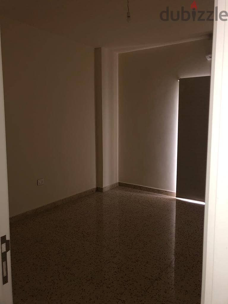 Apartment for Rent Jdeideh شقة للإيجار في الجديدة 17
