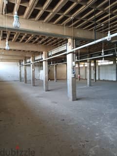 A 900 m2 industrial store for rent in Naher el Mot