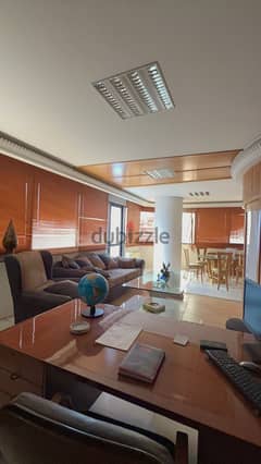 Office for Rent in Bauchrieh - مكتب للاجار في بوشريه