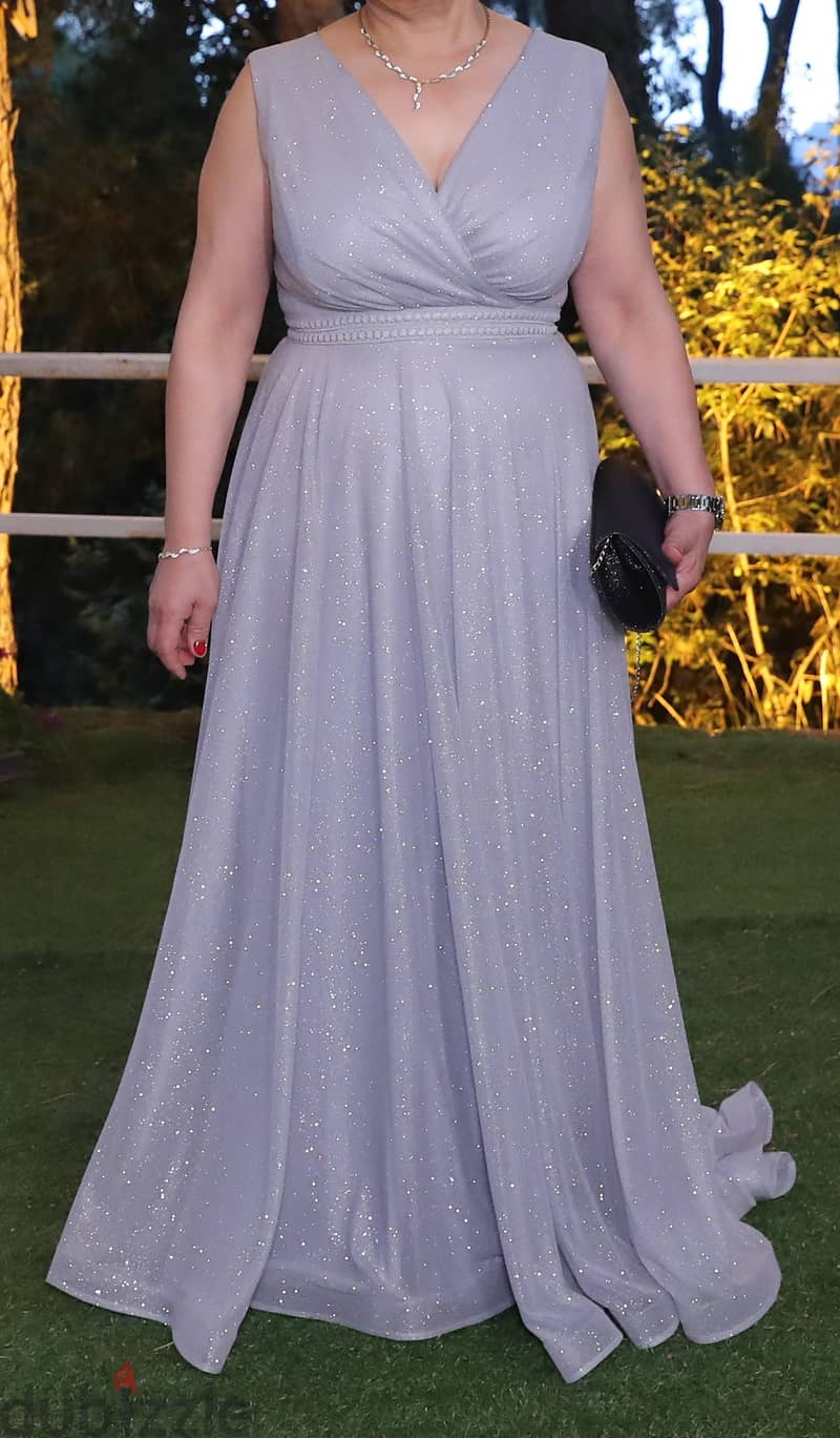 Elegant Silver Glitter Dress | فستان فضي أنيق مزين باللمعان 0