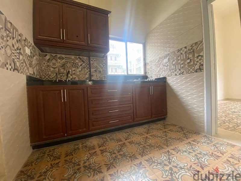 A 2 bedroom Apartment for rent in Gemayzeh 2