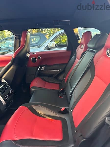 RANGE ROVER SVR 2019 FULLY LOADED - Red Interior MINT CONDITION ! 5