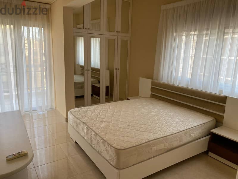 Spacious Sea view Apartment in Ramlet el Baida for rent 11