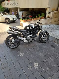 Ducati Monster 696 0