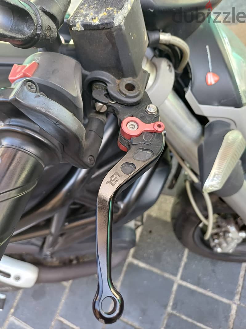 Ducati Monster 696 6