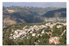 600 m2 land + open mountain view for rent in Aabadiye/Baabda