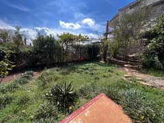 240 sqm apartment + 1000 sqm garden for sale in Daher Sawan